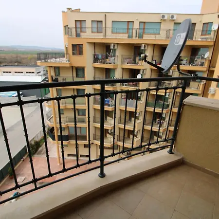 Amadeus 5 - Menada Appartement *