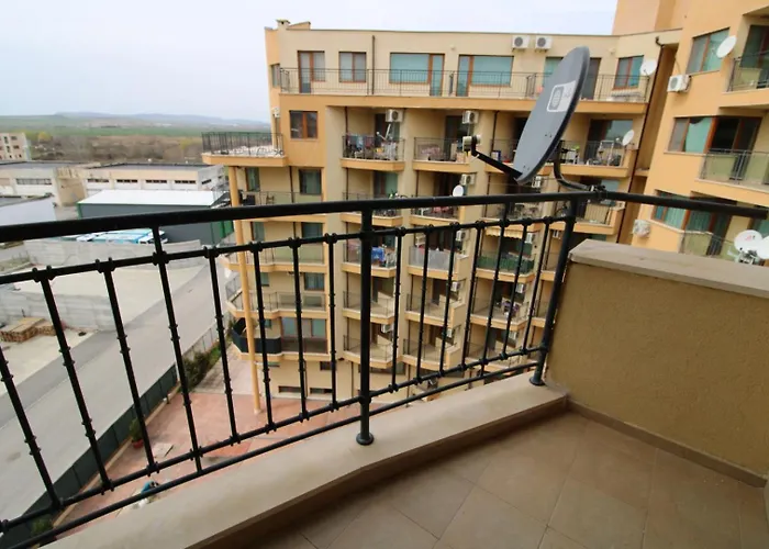 Amadeus 5 - Menada アパート *