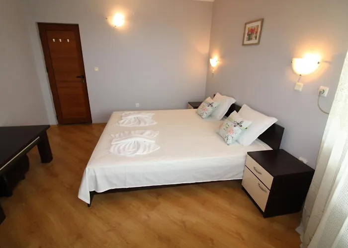 Amadeus 5 - Menada アパート *