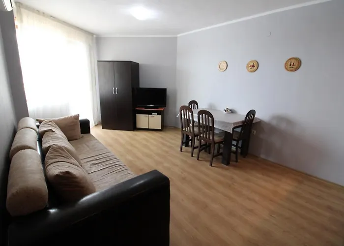 Appartement Amadeus 5 - Menada *