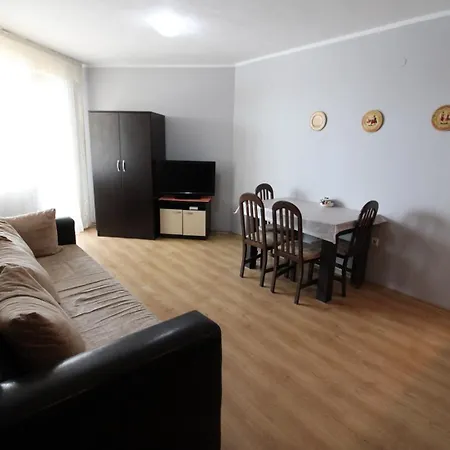 Apartment Amadeus 5 - Menada *
